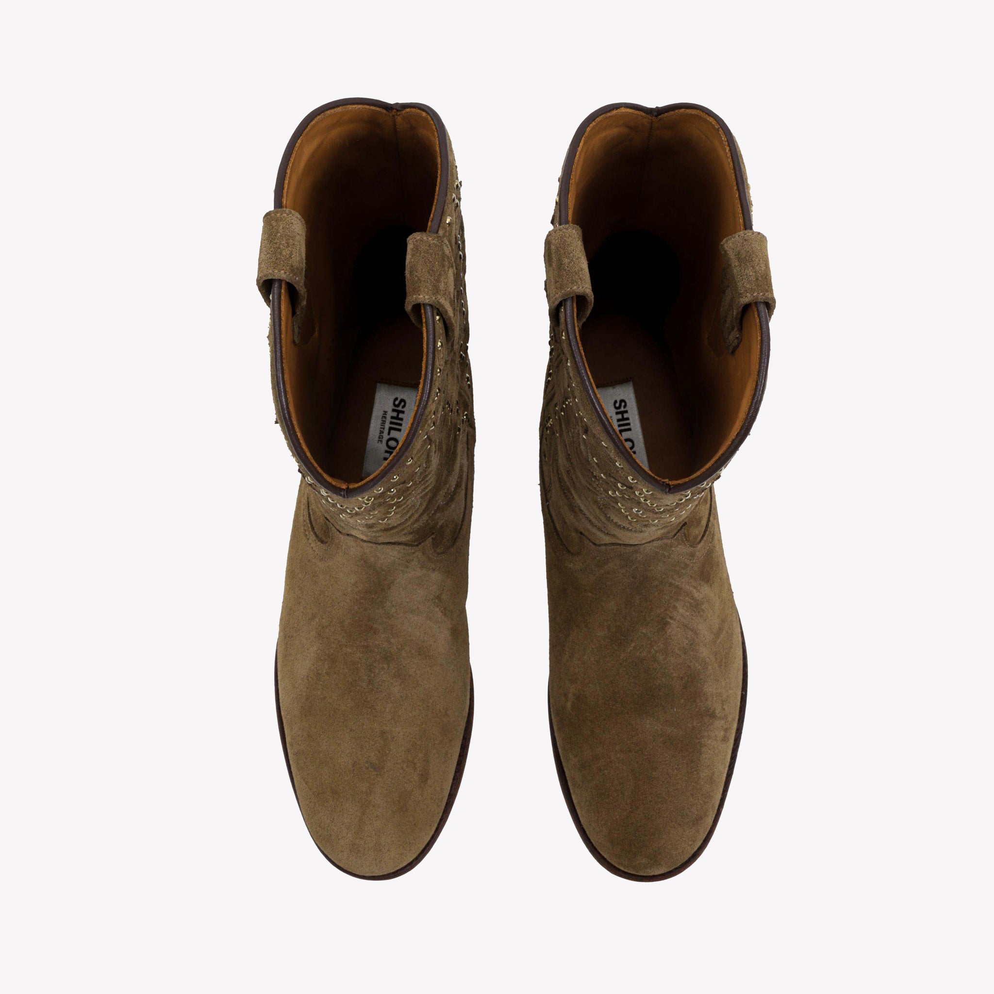 Midnight Studs Chestnut