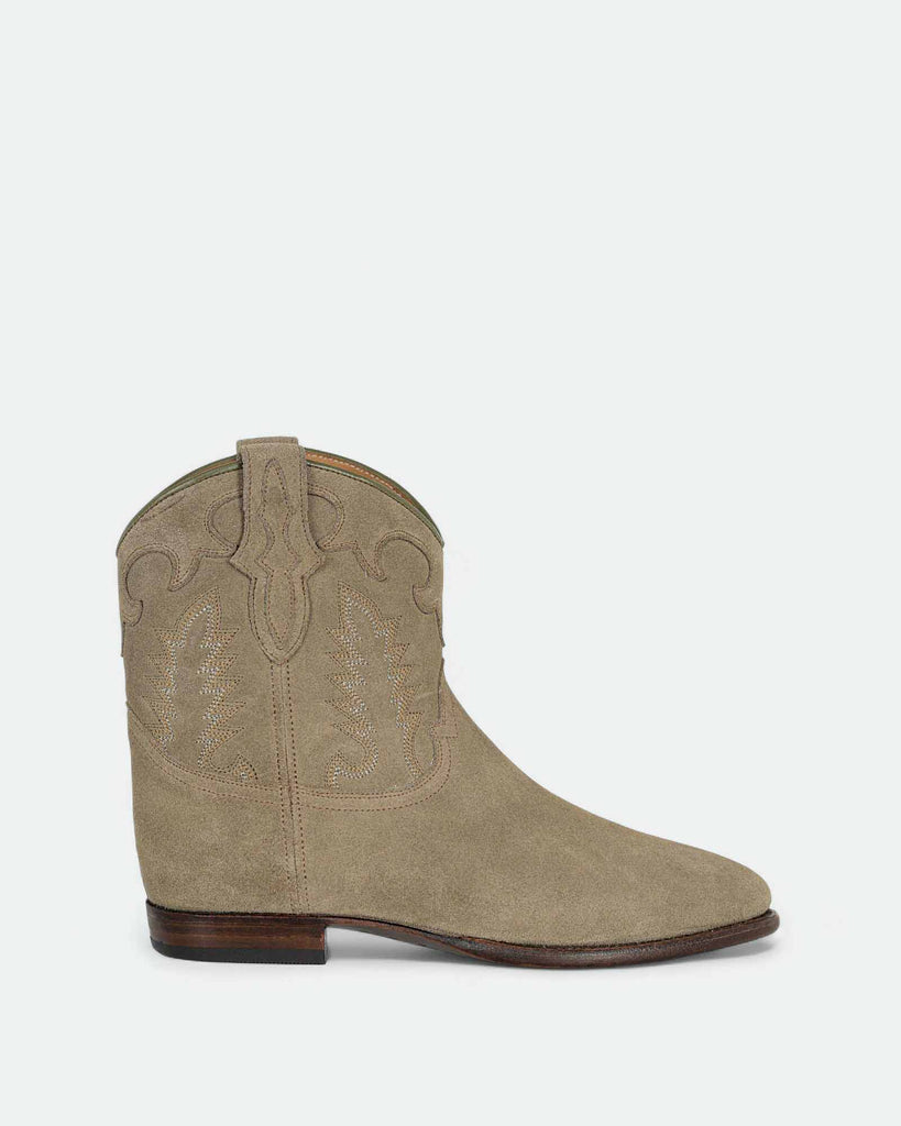 Early Midnight Safari