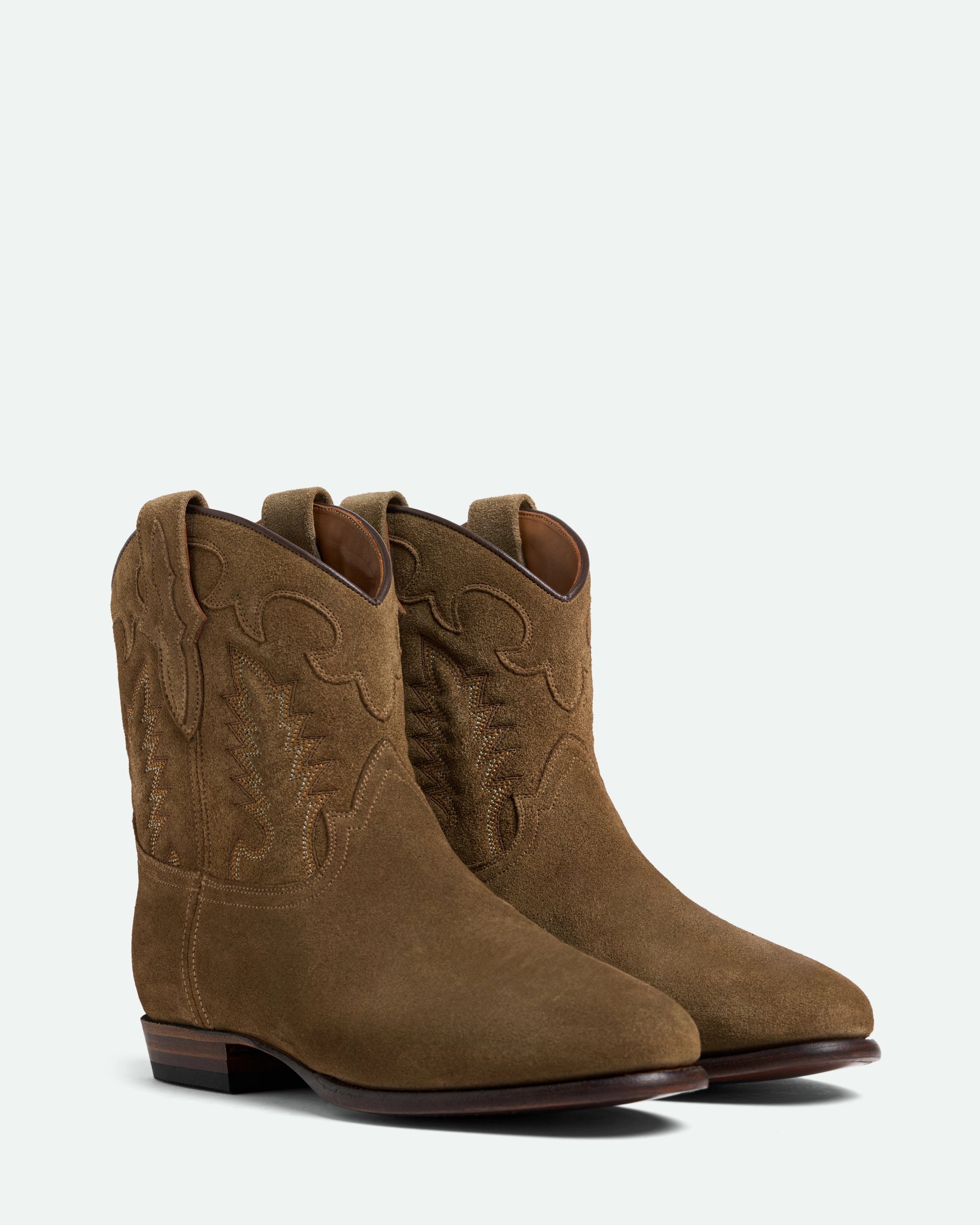 Early Midnight Suede Chestnut