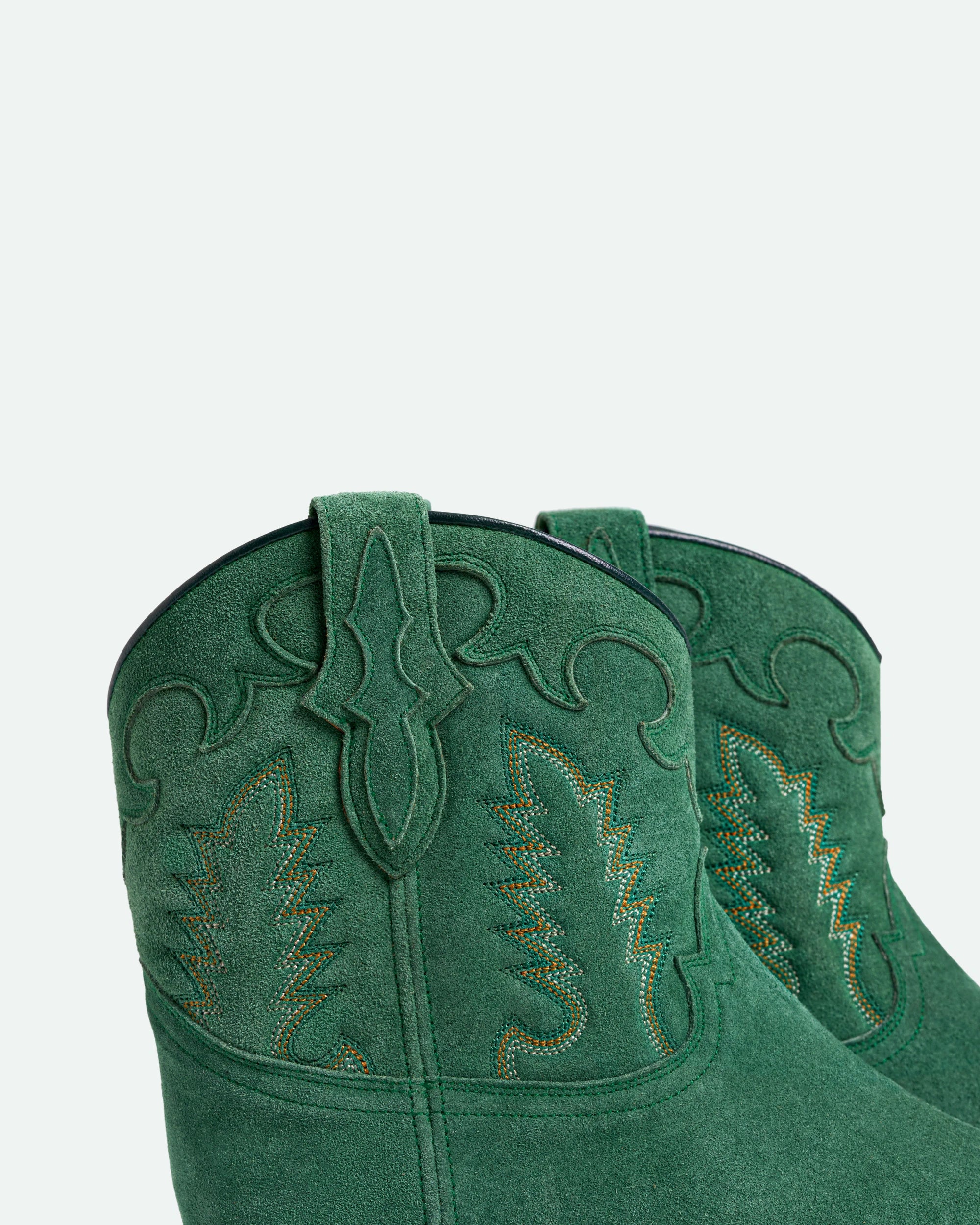 Early Midnight Suede Green