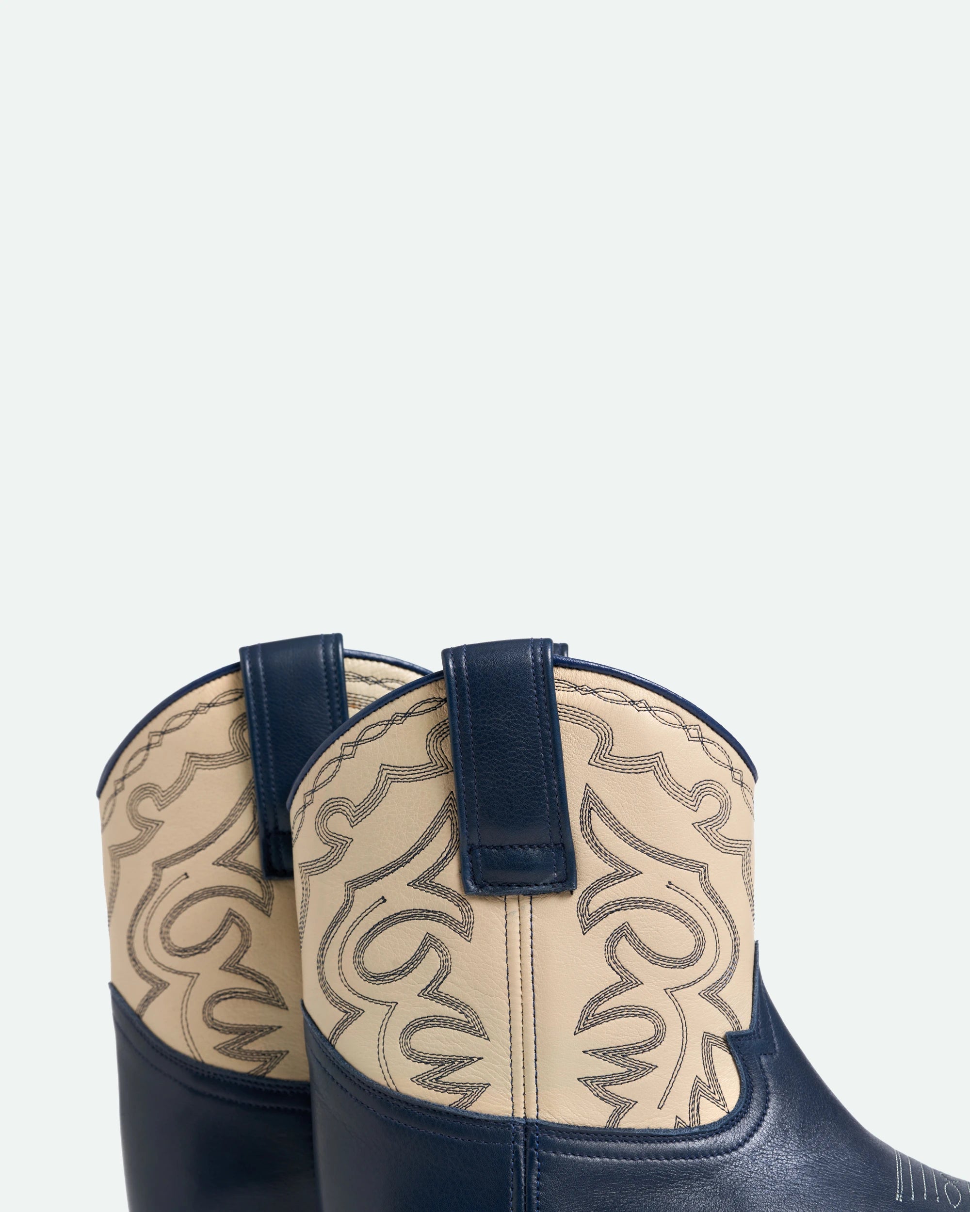 Early Midnight Wander Navy/Cream